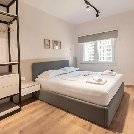 2br At Palace With Cubes - Skanderbeg Square * تيرانا