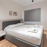 2br At Palace With Cubes - Skanderbeg Square Apartment *