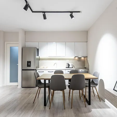 Ts Cozy 2br At Palace With Cubes - Tirana