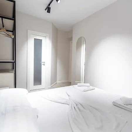 Ts Cozy 2br At Palace With Cubes - *