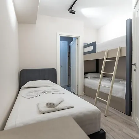 Apartment Ts Cozy 2br At Palace With Cubes - Tirana